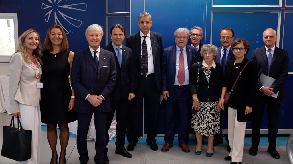 La Presidente del Parlamento Europeo Roberta Metsola in visita alle grandi aziende che caratterizzano la  “Città dell’Aerospazio” di Torino